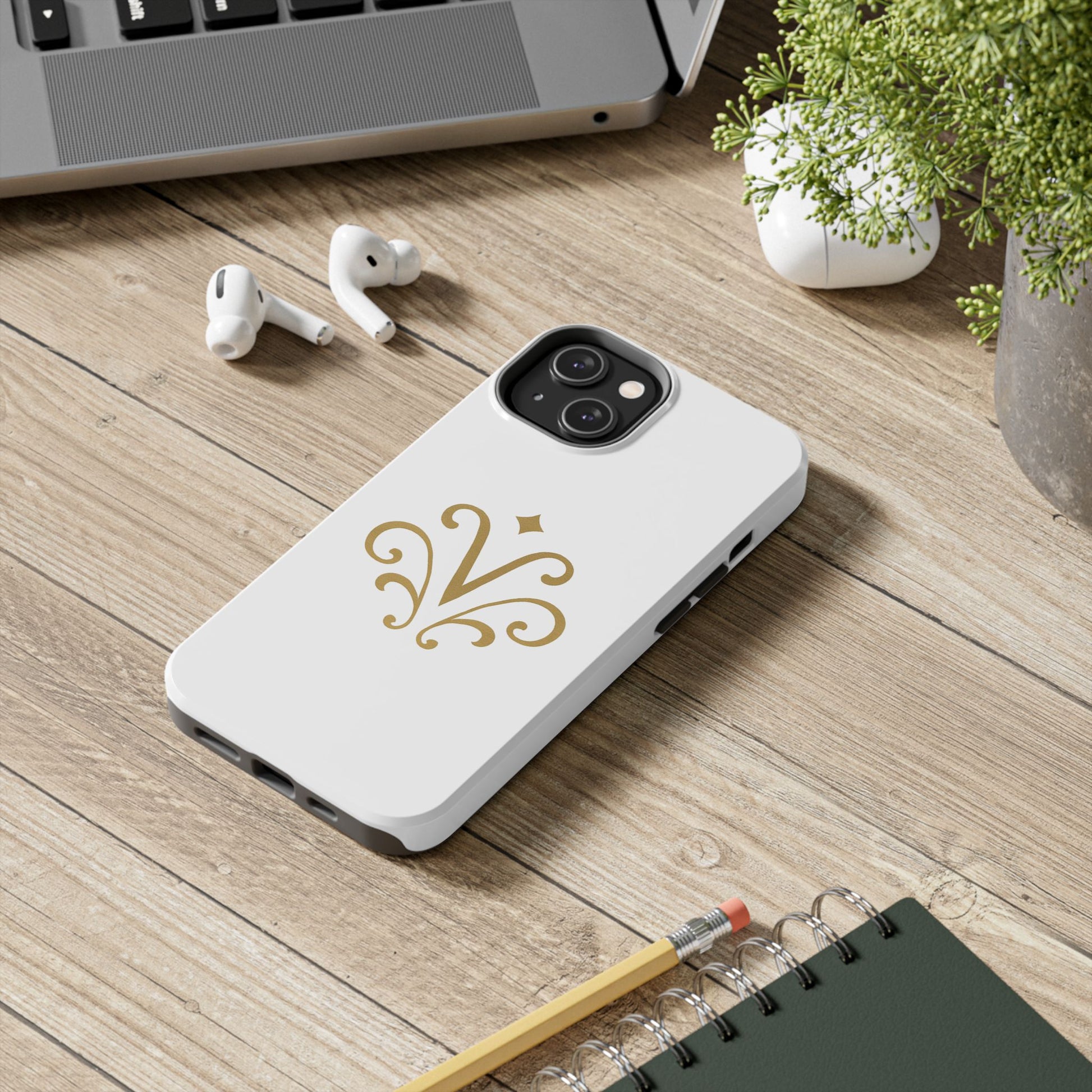 Vessore Luxury iPhone 16, 15, 14 Case – Elegant White & Gold Design - Vessore