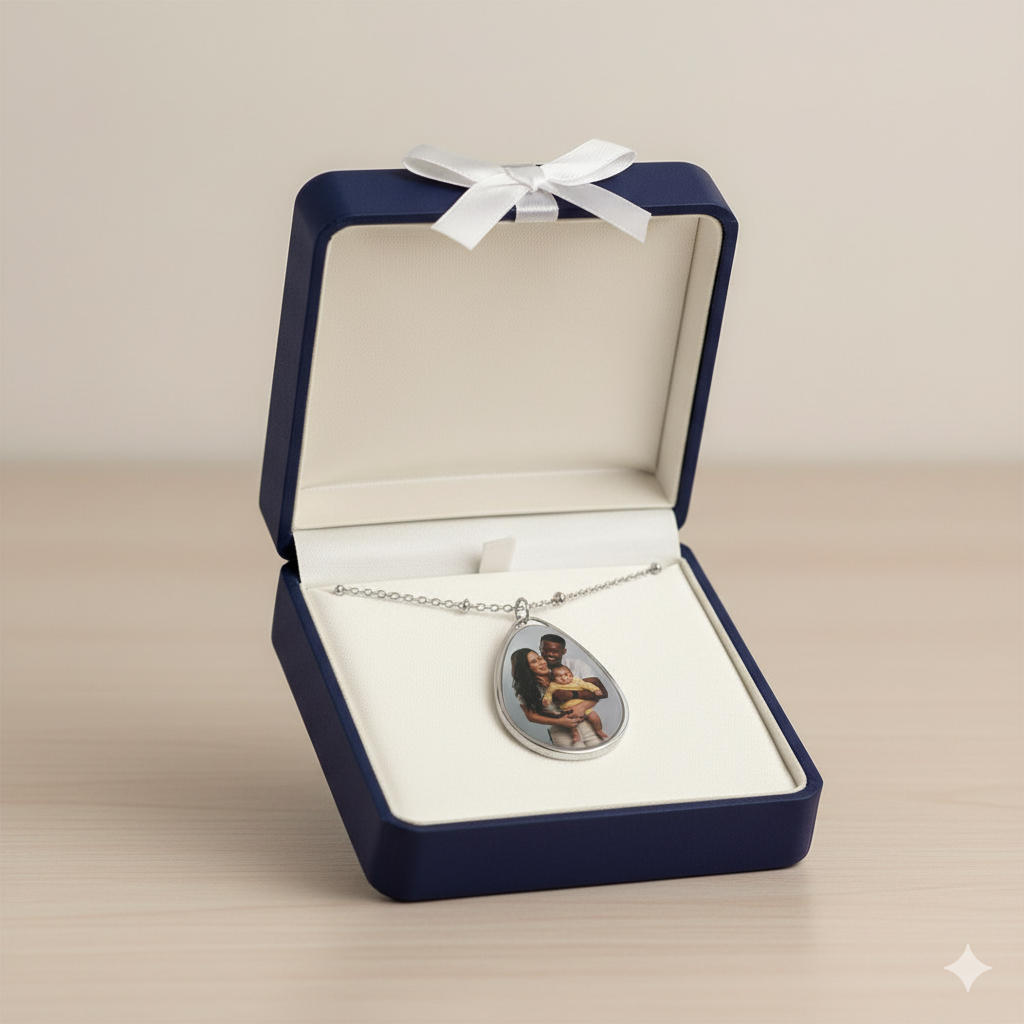 Picture Necklace, Personalized Necklace, Personalized Photo Oval Necklace, Family Jewelry, Memorial Necklace, Mother's Day Gift