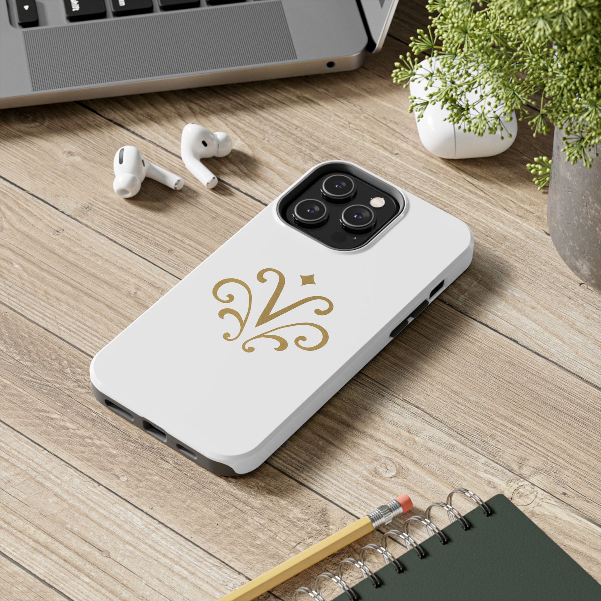 Vessore Luxury iPhone 16, 15, 14 Case – Elegant White & Gold Design - Vessore
