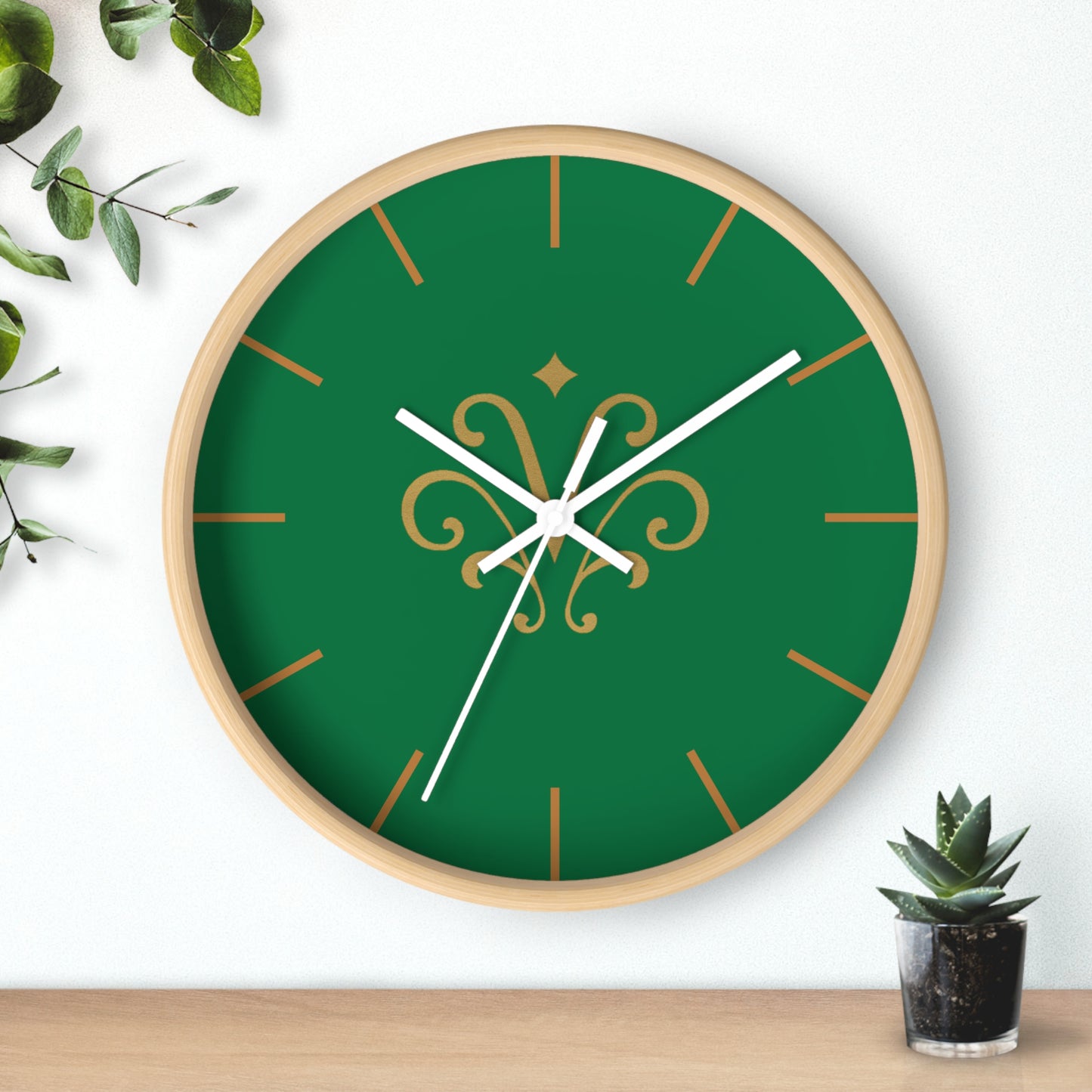 VESSORE Silent Luxury Wall Clock – Elegant Design, Timeless Statement Piece
